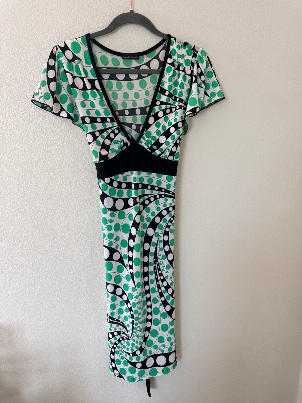 Tempted Hearts Green & Black Graphic V‑Neck Midi Dress